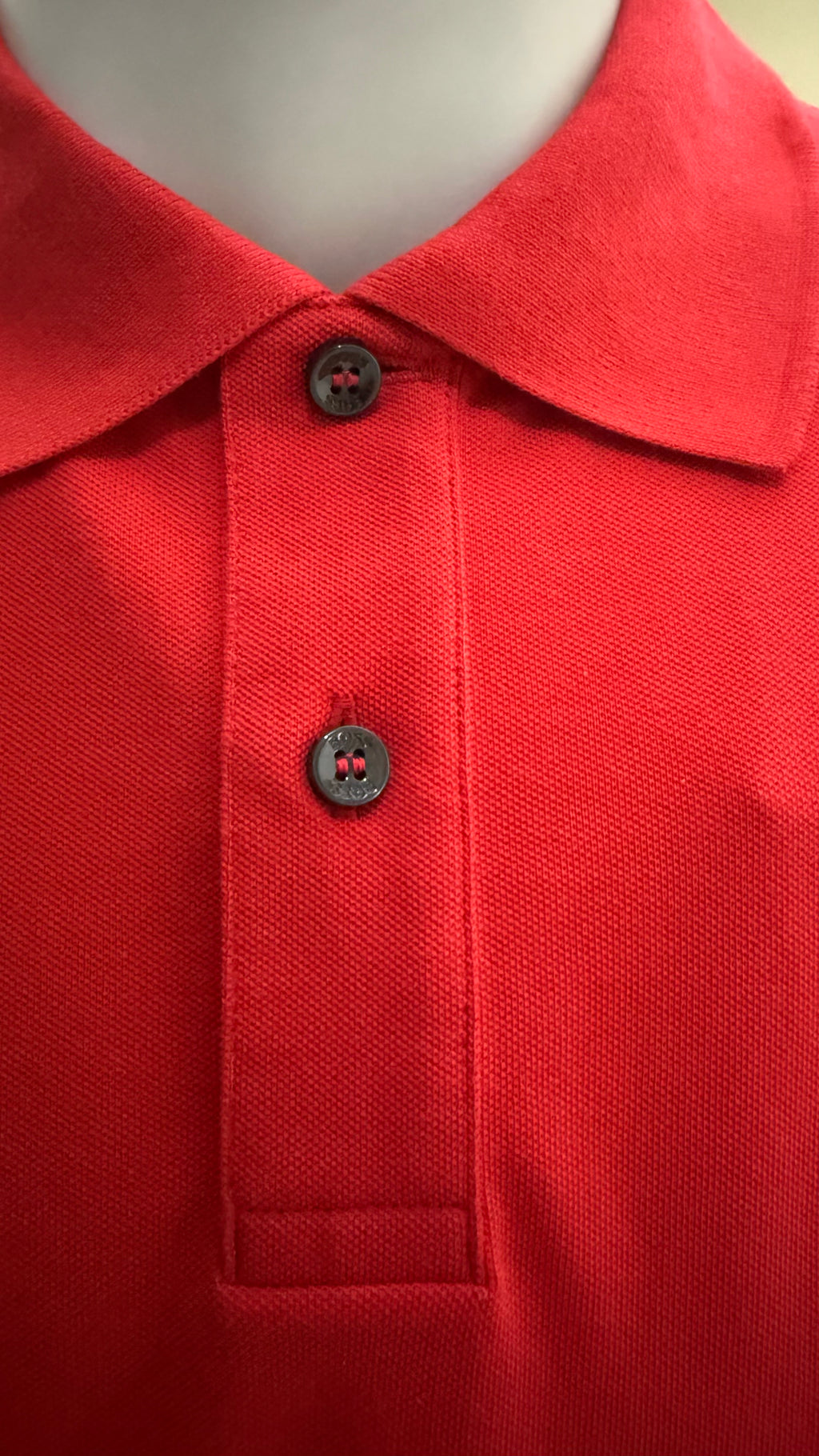 Playera Polo Hugo Boss Roja con Etiqueta Lateral talla XXL
